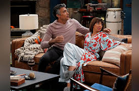 Broke, Season 1: Dates