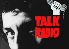 Hablando con la muerte (Talk Radio)