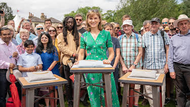 7:00 PM: Antiques Roadshow (S42 E1) (S42) | Yesterday | 1/5 2026
