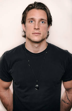 Ryan Bruce as Young Jonathan
