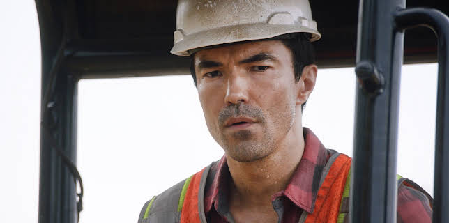 17:00: Hawaii Five-0 (S7 E22) (S7) | TV6 | 12/2 2025