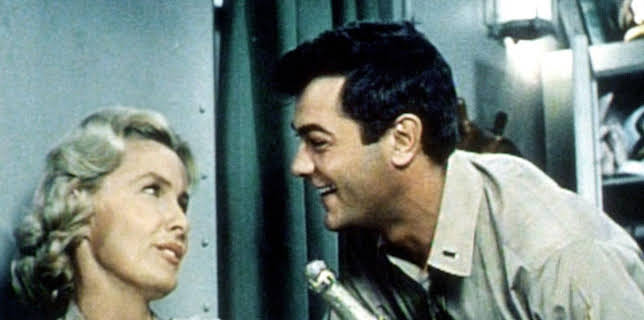 Unternehmen Petticoat