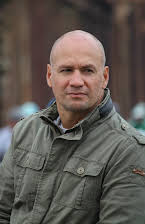 Maurice Nash as Cafe's Client