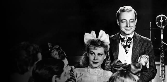 21:45: Die Feuerzangenbowle | Das Erste | 12/24 2025