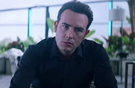 Ett märkt hjärta: Är min man en mördare?