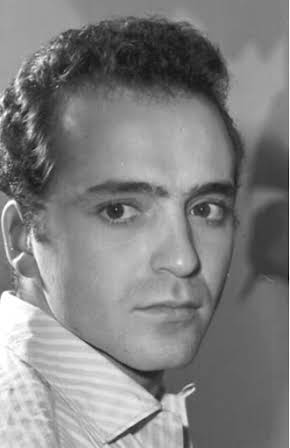 Luis Bayardo as 