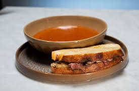 Wildcard Kitchen, Season 1: Guys' Night Out