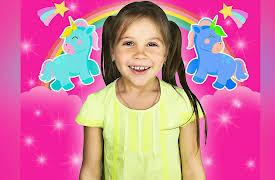 Learn Colors with Diana: Learn colors in the big adventure with Diana in Zoo