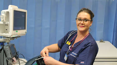 8:00 PM: Casualty 24/7 (S2 E4) (S2) | 5 Star | 1/15 2026