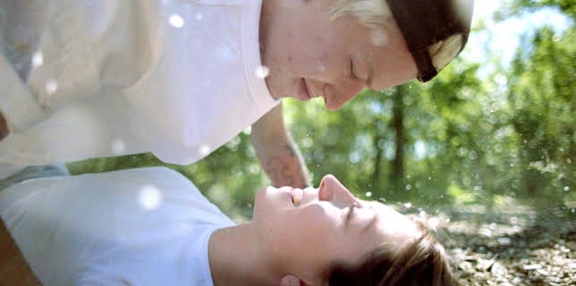 00:15: Min første kjæreste | NRK 3 | 11/6 2025