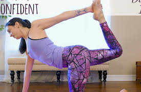 Couch To Confident 14 Day Yoga Challenge with Julia Marie: Day 1: Core & Spine