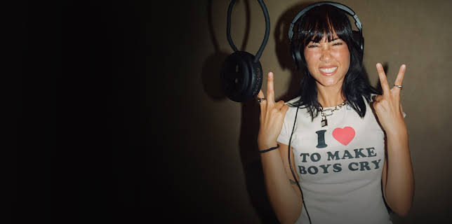 Aitana: Metamorphosis