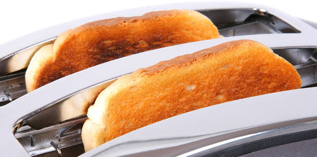 18:30: How It's Made (S24 E9) (S24) | Discovery Science | 12/14 2025