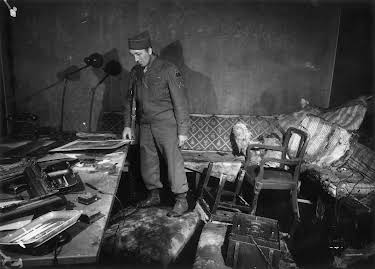 00:40: Hitlers letzte Tage. Das Ende im Bunker | ZDFinfo | 4/19 2026