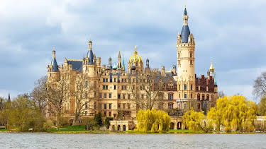 09:30: Unterwegs auf der Luftlinie | NDR Fernsehen | 11/29 2025