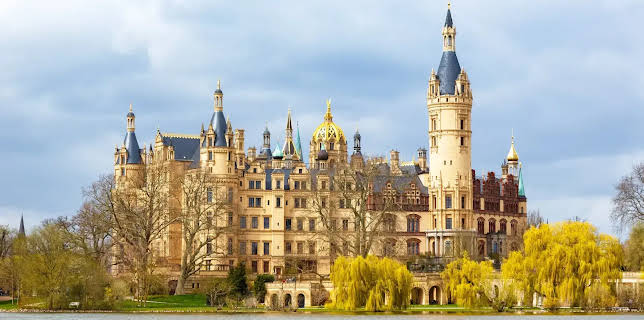 21:15: Unterwegs auf der Luftlinie | NDR Fernsehen | 11/28 2025