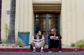 Huge in France: Épisode Trois