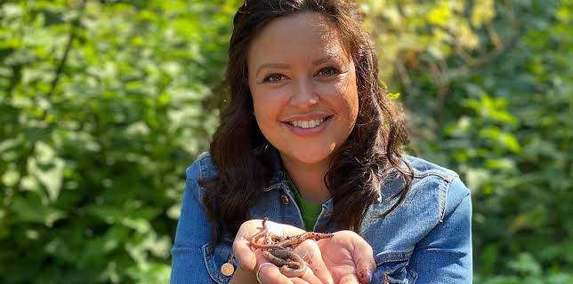 12:10 PM: Teeny Tiny Creatures (S1) | Cbeebies | 11/27 2025