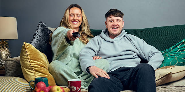11:00 PM: Gogglebox | Channel 4 | 1/21 2026