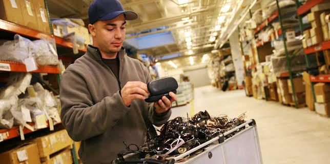 08:30: Baggage Battles (S1 E3) (S1) | Discovery Channel | 11/4 2025