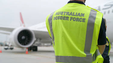 11:45: Border Patrol Australia | ProSieben Maxx | 4/14 2026