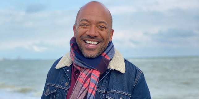 3:00 PM: A Place in the Sun | Channel 4 | 11/28 2025