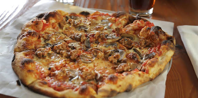 05:45: American Food Trip - mit Guy Fieri | ProSieben Maxx | 3/17 2026