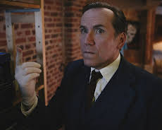 Professor T (S04/E04)