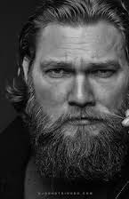 Daniel Norris as Billy Murphy