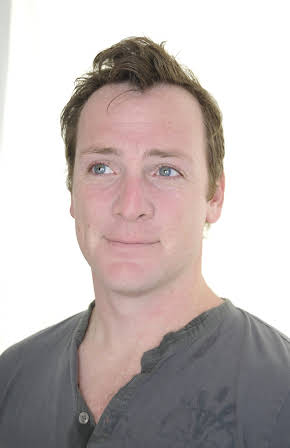 Brendan Sean Murray as Raymond Kelly 
  
  
  (as Brendan Murray)