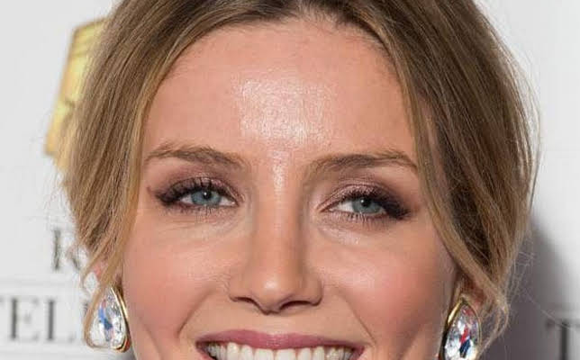 Annabelle Wallis