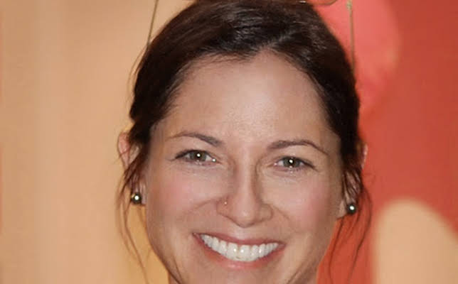 Nadine Van der Velde