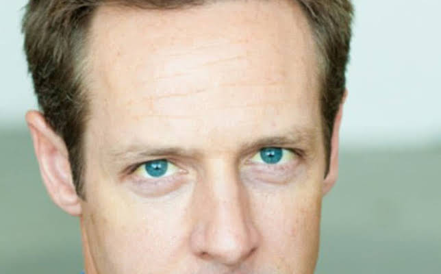 Christopher Rob Bowen