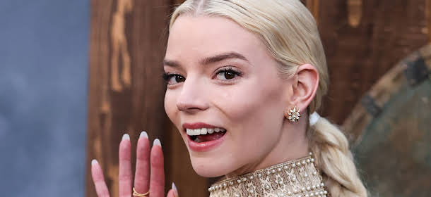 Netflix rejects 'Laughter in the Dark,' the film with Anya Taylor-Joy.