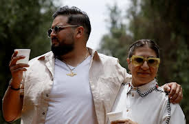 Taco Mafia, Season 1: Supervivencia