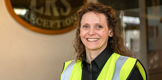 12:00 PM: Car Pound Cops (S2 E2) (S2) | 5 Star | 11/22 2025