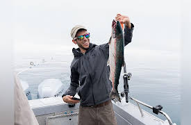 Go North: Alaskan Salmon & Ice Caves