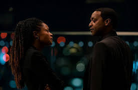 The Man Who Fell to Earth Season 1: The Man Who Fell to Earth: Cracked Actor