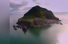 Undiscovered Vistas: High Tide at the Bay of Fundy