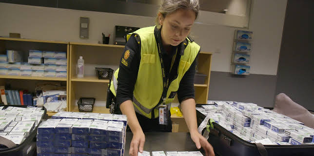 22:50: Toll | TV 2 Zebra | 11/11 2025