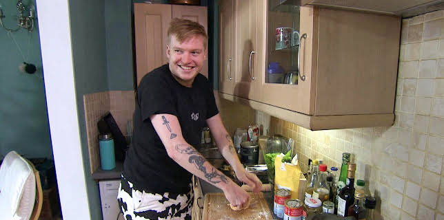 3:10 PM: Come Dine with Me | More 4 | 11/27 2025