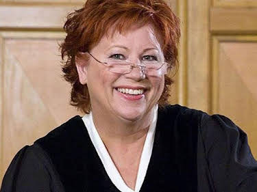 02:50: Richterin Barbara Salesch | Sat1 Gold | 4/26 2026