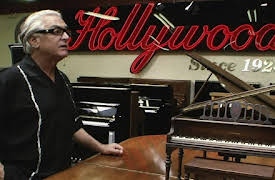 Storage Wars Season 1: War on the Shore