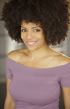 Tiara Parker como 