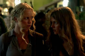 Revolution: The Complete First Season: Chained Heat