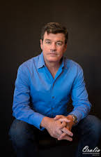 Christopher Phipps como 