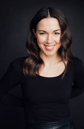 Jennifer De Lucia as 