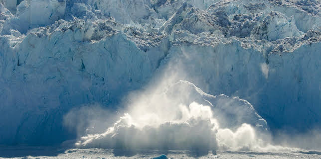00:05: Ei iskald verd: Vår iskalde verd | NRK 2 | 12/4 2025