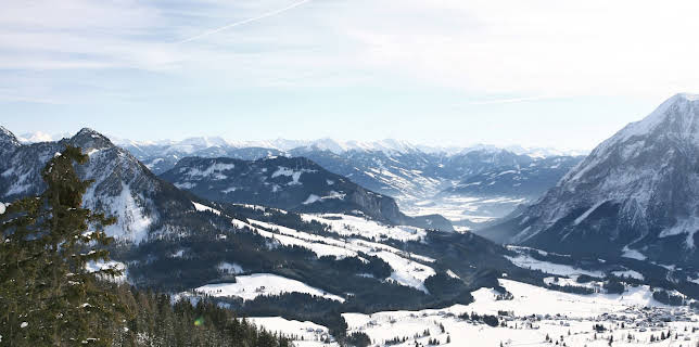 11:20: Weiß wie Schnee | 3SAT | 12/13 2025