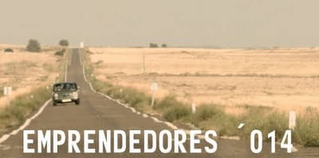 Emprendedores 014 (2015)